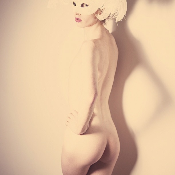 Shooting - "Omaggio ad Irving Penn e il nudo artistico" Models: Daniele Ziliani-Archetti Agnesi