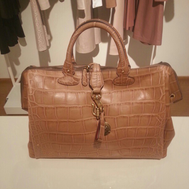 @bally with @myworldinabag_