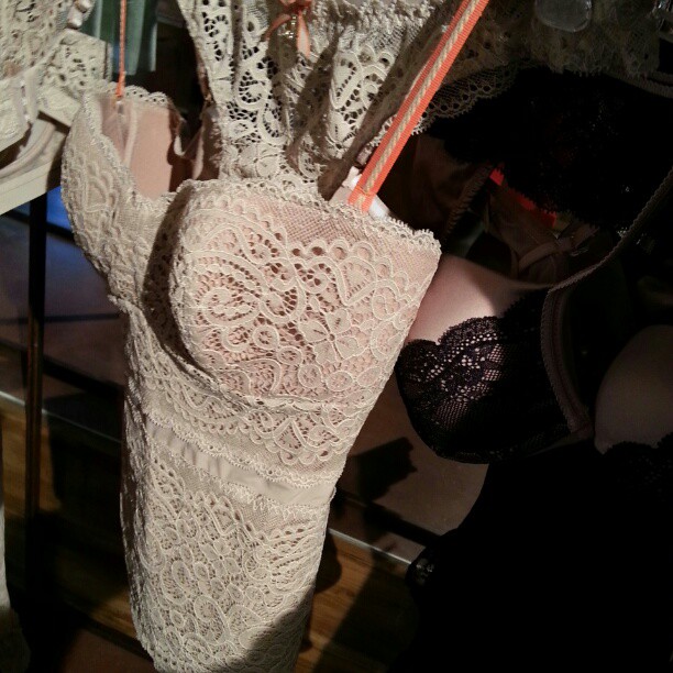 @intimissimi un romantico sogno...super femminilità