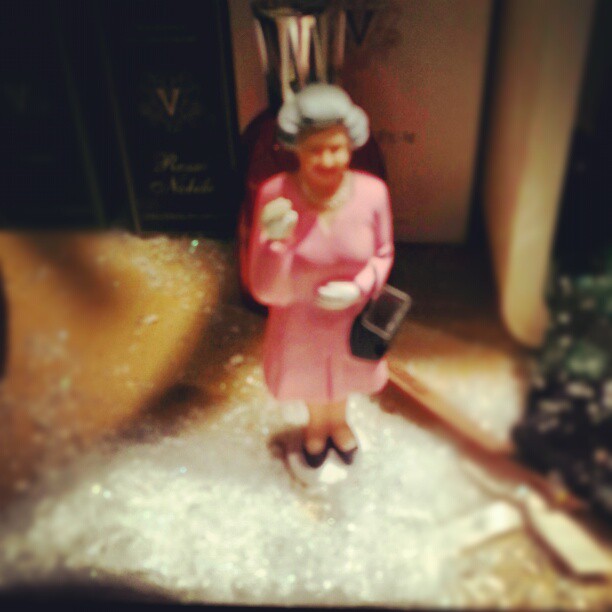 E lei muove anche la sua maninaaaaa ahahahj Marry Christmas!!!