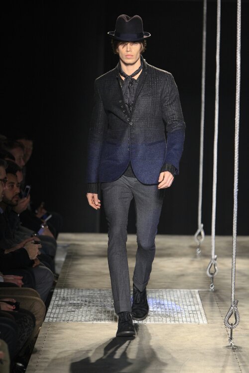 John_Varvatos_FW13_01.jpg image