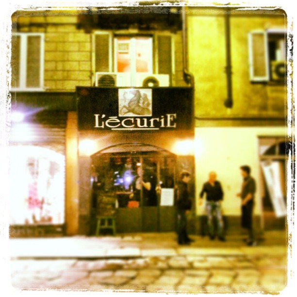 L'écurie ... via ponte vetero Milano.... ?? miss @fannyraponi